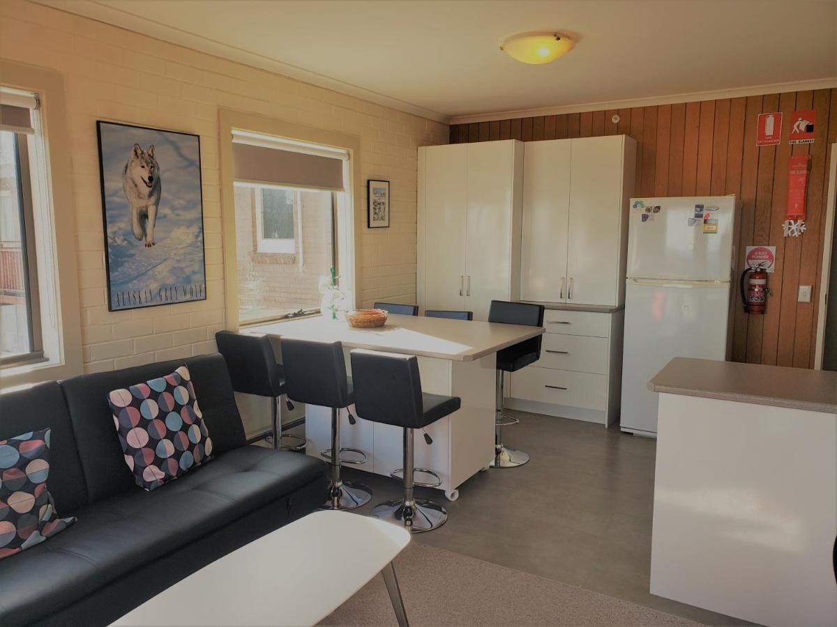 Enzian Hotel Mt Buller Mount Buller Extérieur photo