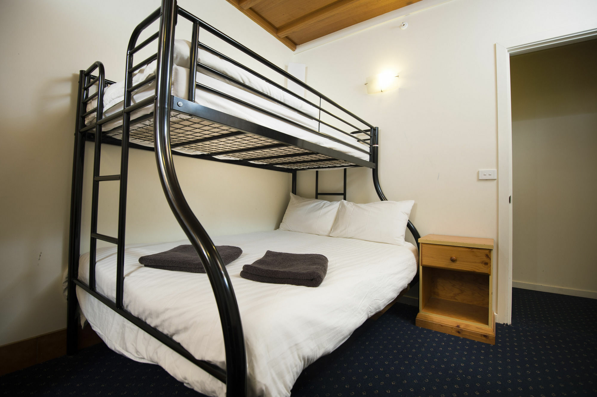 Enzian Hotel Mt Buller Mount Buller Extérieur photo